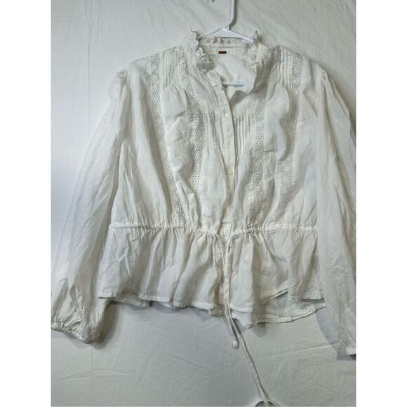 Free People Tops - Free People White crochet and lace button down shirt